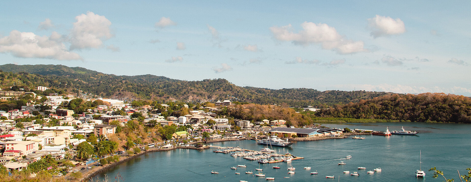 Vue sur le front de mer de Mamoudzou