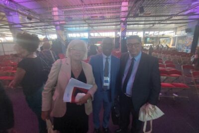 3 personnes au séminaire ANRU - Agrandir l'image 5 sur 17, fenêtre modale