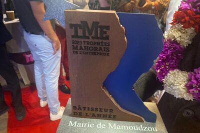 Trophée Bâtisseur de l'année de la Ville de Mamoudzou lors des TME 2023 - Agrandir l'image 2 sur 4, fenêtre modale