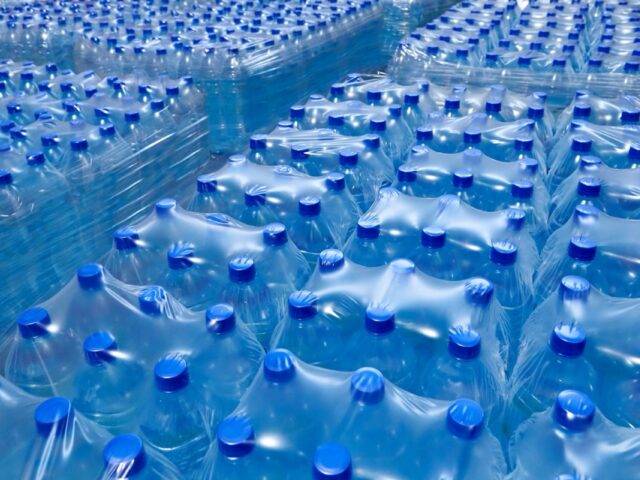 Packs de bouteilles d'eau - Agrandir l'image, fenêtre modale