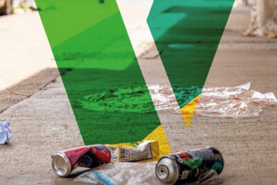 Déchets sur un trottoir. Novembre vert, mois de sensibilisation à la propreté. Zéro effort, zéro changement. - Agrandir l'image 3 sur 3, fenêtre modale