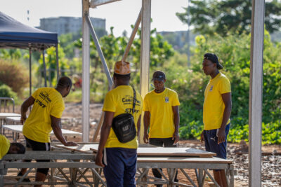 Agrandir l'image 1 sur 12, fenêtre modale