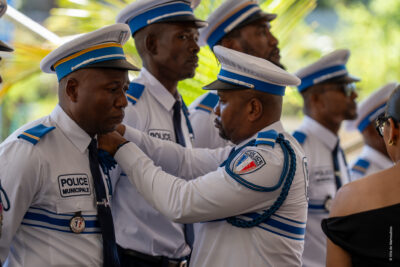 Remise de grade aux policiers municipaux de Mamoudzou - Agrandir l'image 3 sur 13, fenêtre modale